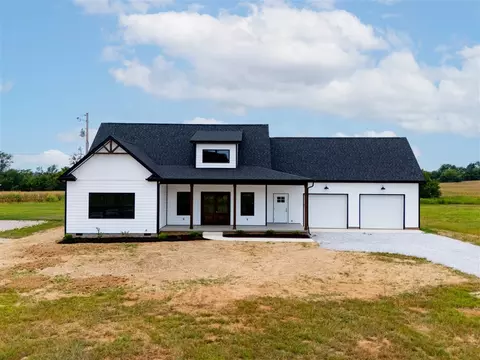 649 Girkin Rd, Bowling Green, KY 42101