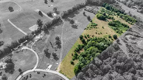 440 Goss Parrish Rd, Bowling Green, KY 42103