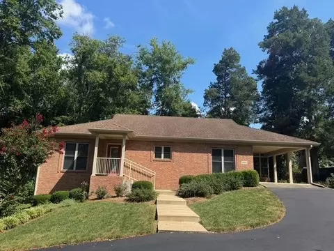 2024 Nashville Rd, Bowling Green, KY 42101