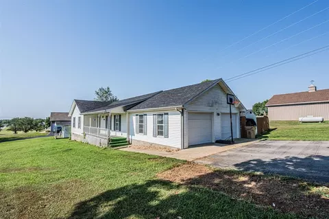 101 Villa Dr, Brownsville, KY 42210