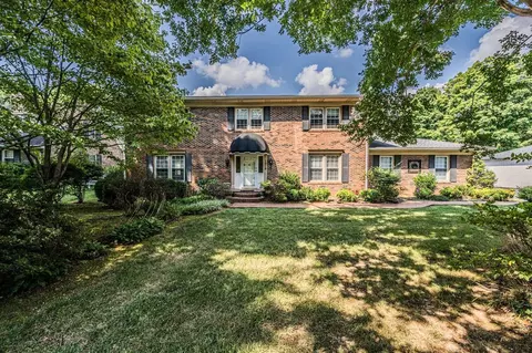 1919 Karen Ave, Bowling Green, KY 42104