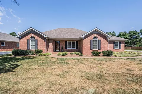 228 Silver Springs Ave, Bowling Green, KY 42104