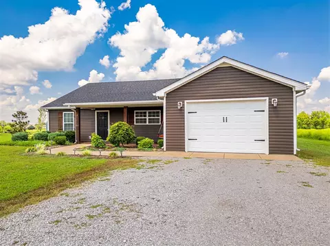 820 Plainview Church Rd, Russellville, KY 42276