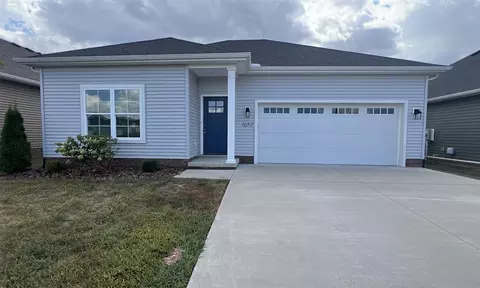 1077 County House Ln, Bowling Green, KY 42101