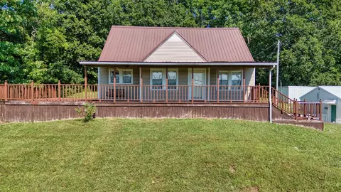 1306 W 9th St, Russellville, KY 42276