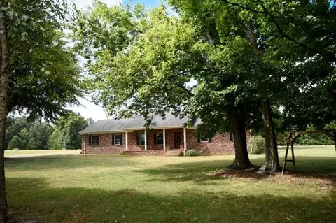 7639 Bowling Green Rd, Scottsville, KY 42164