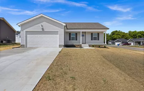 471 Deluth Dr, Bowling Green, KY 42101