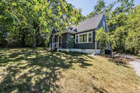 500 Dockins St, Russellville, KY 42276