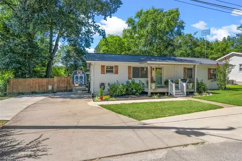 104 Arch Moore St, Morgantown, KY 42261