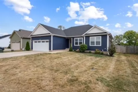 395 Cedar Run St, Bowling Green, KY 42101
