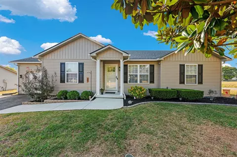 1200 Salem Cir, Bowling Green, KY 42101