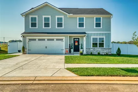 123 Amberleaf Cir, Franklin, KY 42134