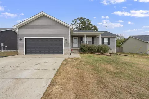 621 Northridge Dr, Bowling Green, KY 42101