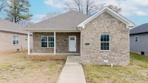 732 Hedge St, Smiths Grove, KY 42171
