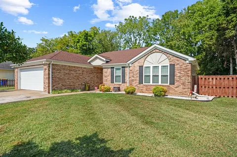 367 Lost River Ln, Bowling Green, KY 42104