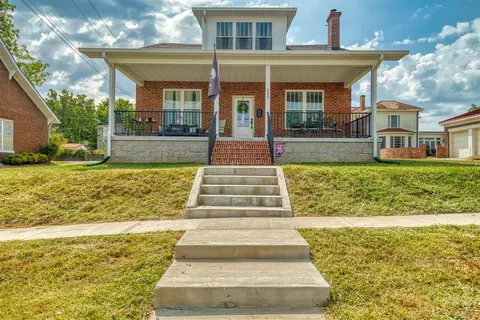 303 W 5th St, Russellville, KY 42276