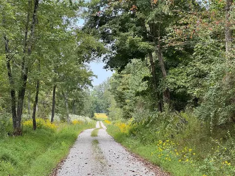1250 Ashby Ln, Centertown, KY 42328