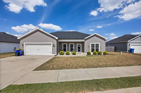 2962 Laredo Ct, Bowling Green, KY 42101