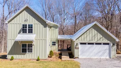 76 Wilderness Ln, Scottsville, KY 42164