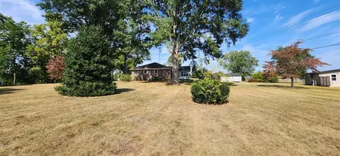 4836 Smallhouse Rd, Bowling Green, KY 42104