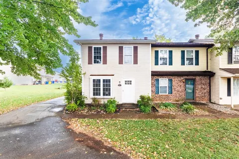 126 A Westwood Cir, Bowling Green, KY 42101