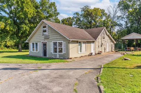 813 811 Nashville St, Russellville, KY 42276