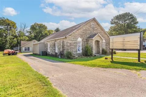 815 Nashville St, Russellville, KY 42276