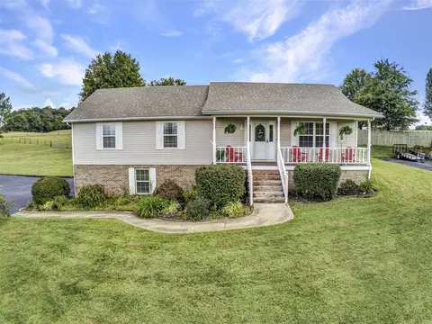 3061 Southfork Rd, Glasgow, KY 42141