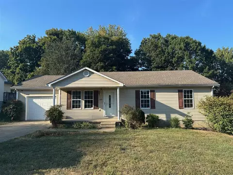 110 Yellowstone Ct, Bowling Green, KY 42101