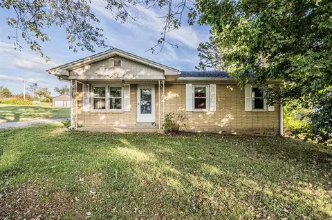 2694 Roseville Rd, Glasgow, KY 42141