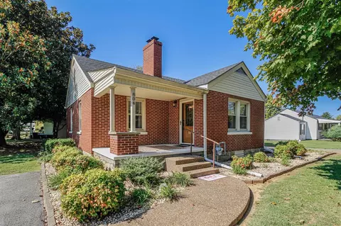 804 Owen St, Cave City, KY 42127