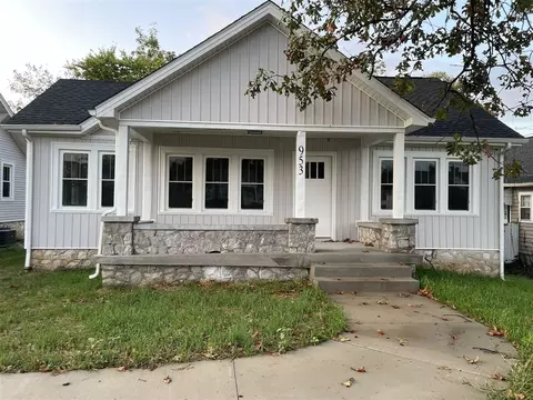 953 Magnolia St, Bowling Green, KY 42103