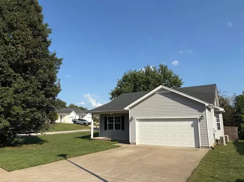 376 Paddle Wheel St, Bowling Green, KY 42103