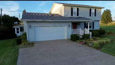 104 Cardinal Dr, Central City, KY 42330