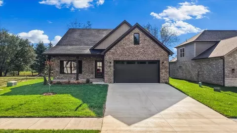 3428 Southall Blvd, Bowling Green, KY 42101