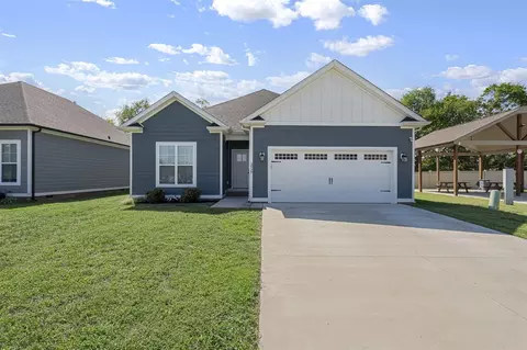 3998 Cadillac Ct, Bowling Green, KY 42104