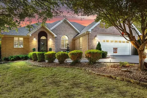 42 Clubhouse Ln, Glasgow, KY 42141