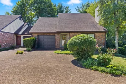 712 Hard Scuffle Ct, Bowling Green, KY 42103