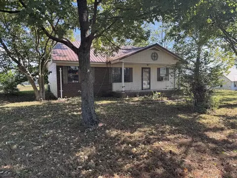 34 Minton Cir, Morgantown, KY 42261