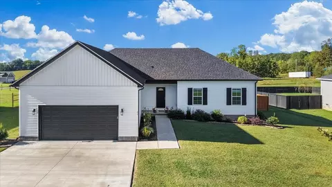 27 Sun Dr, Scottsville, KY 42164