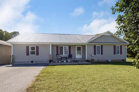 567 Clarence Odell Rd, Bowling Green, KY 42101