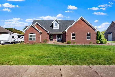 529 Willow Oak Dr, Bowling Green, KY 42103