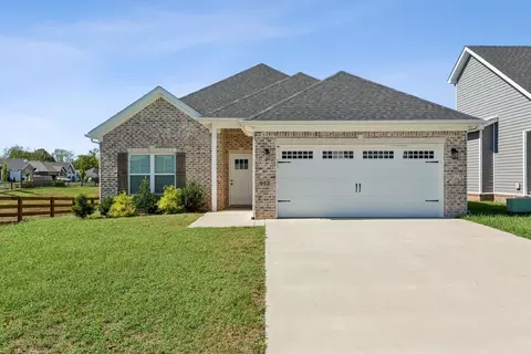 952 Mcintyre St, Bowling Green, KY 42101