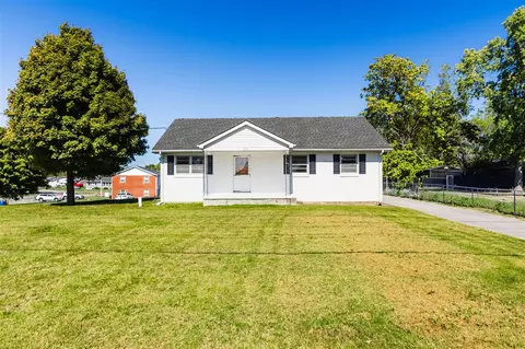 814 Old Morgantown Rd, Bowling Green, KY 42101