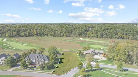 1333 Overlook Ln, Bowling Green, KY 42101