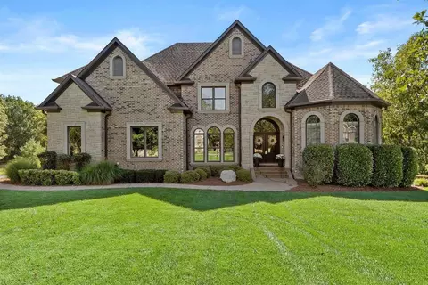 514 Autumnstone Ln, Bowling Green, KY 42103