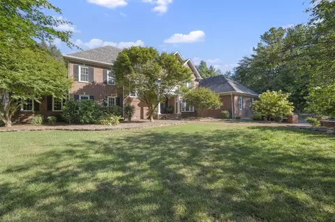 801 Covington Grove Blvd, Bowling Green, KY 42104