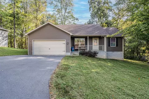 111 Friendship Church Rd, Scottsville, KY 42164