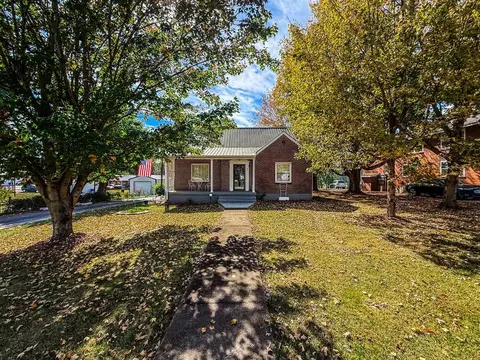 303 Main St, Gamaliel, KY 42140