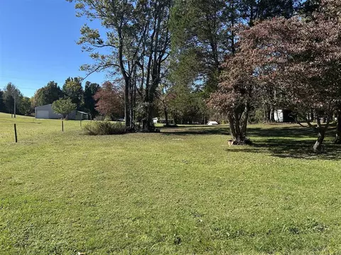 245 Smallmouth St, Scottsville, KY 42164